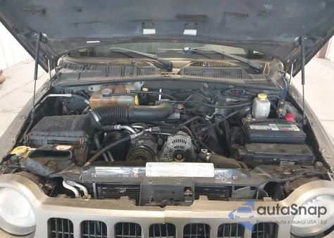 2006 Jeep Liberty Sport z USA, uszkodzony, nr VIN 1J4GL48K46W142967